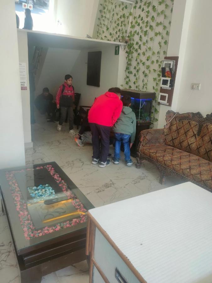 Hotel Khubsaras Palace By Chhabra'S Agra  Dış mekan fotoğraf